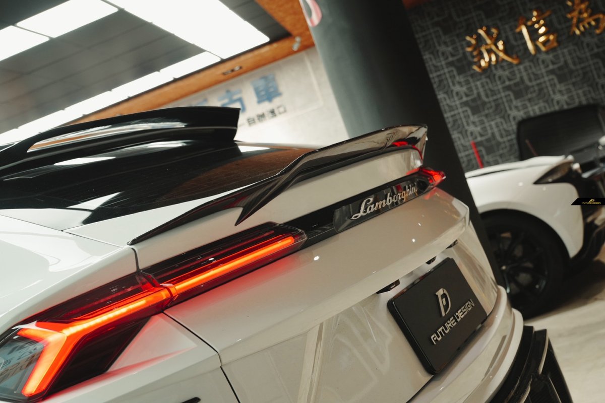画像13: Lamborghini URUS ウルス トランク用 リアスポイラー V2 本物DryCarbon ドライカーボン (13)