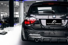 画像9: BMW 3シリーズ E90 セダン E91 ツーリング  Mスポーツバンパー用リアディフューザー 本物Carbon カーボン (9)