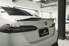 画像42: BMW 5シリーズ i5 G60 トランク用 リアスポイラー 本物DryCarbon ドライカーボン (42)