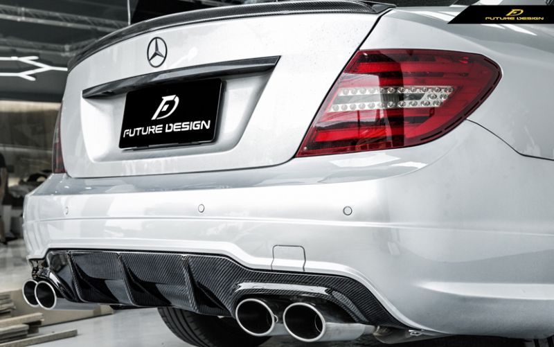 BENZ メルセデス・ベンツ C-Class W204 AMG C63 後期 リアバンパー用 ディフューザー 本物Drycabon ドライカーボン