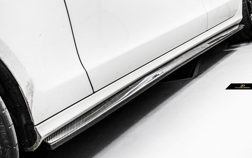 画像1: BENZ メルセデス・ベンツ CLSクラス W218 前期車 LCI AMGバンパー 用サイドステップ スポイラー 本物DryCarbon  ドライカーボン (1)