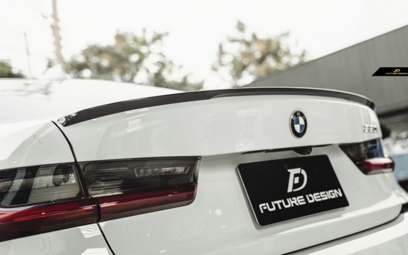 画像1: BMW 3シリーズ G20 トランク用 リアスポイラー  艶ありブラック (1)