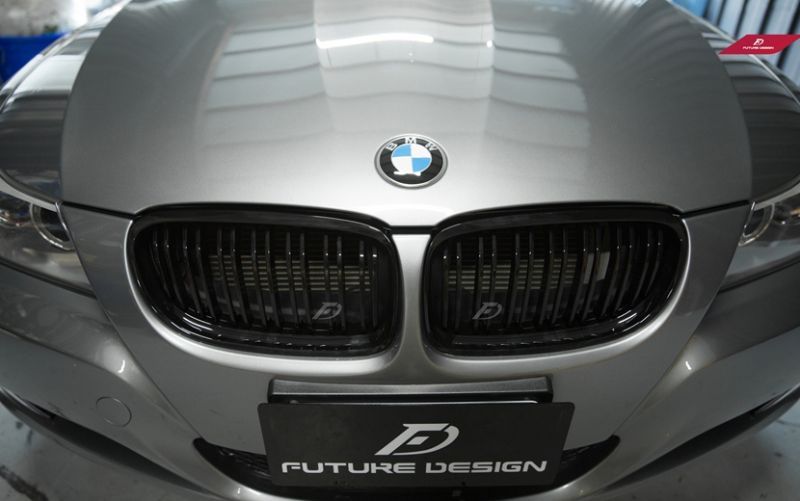 BMW 3シリーズ E90 E91 後期車 フロント用艶ありブラックキドニー 