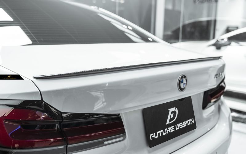 BMW 5シリーズ G30 トランク用リアスポイラー 本物DryCarbon ドライカーボン