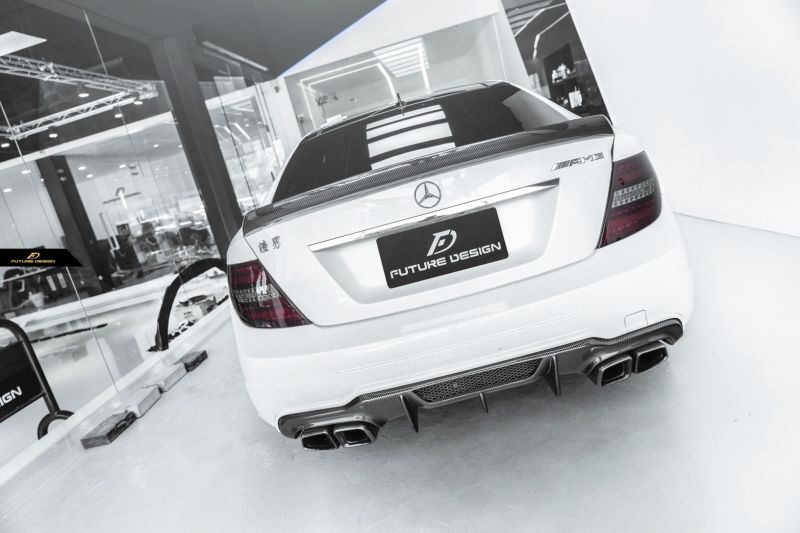 BENZ メルセデス・ベンツ C-Class W204 C63 AMG 後期用 リア