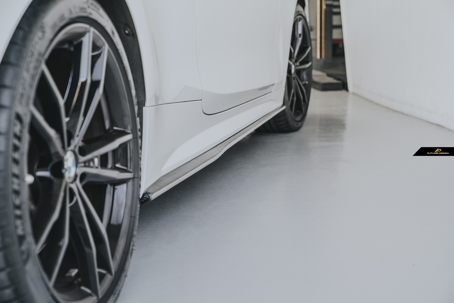 BMW 4シリーズ G22 M-TECH Mスポーツ サイドスカート スポイラー