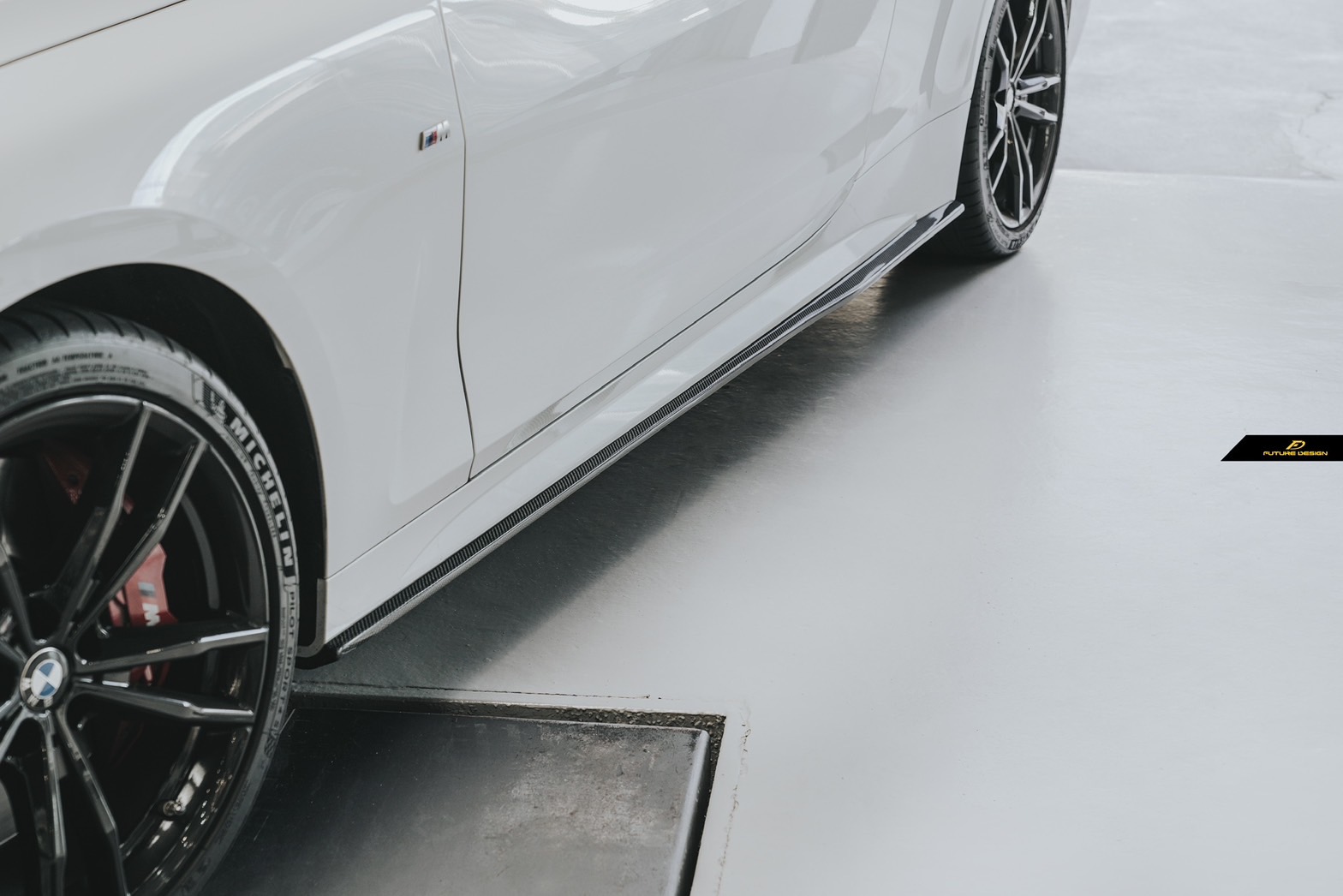 BMW 4シリーズ G22 M-TECH Mスポーツ サイドスカート スポイラー